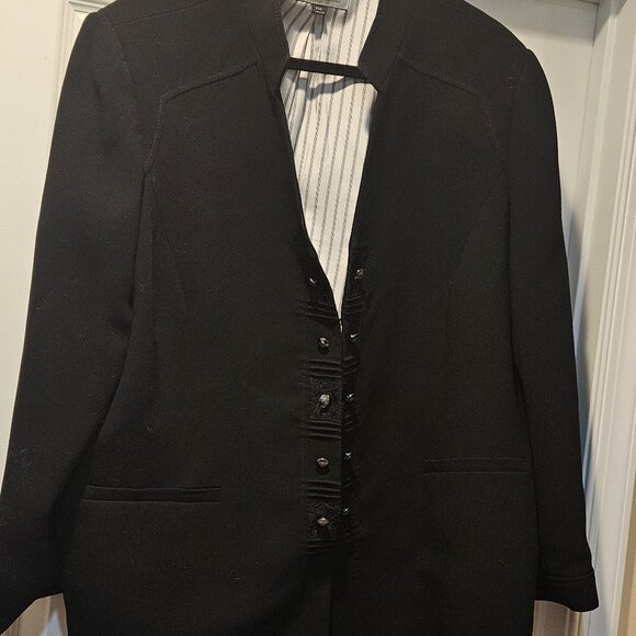 Black lined Women's Plus Size Business Suit jacket - Picture 1 of 5
